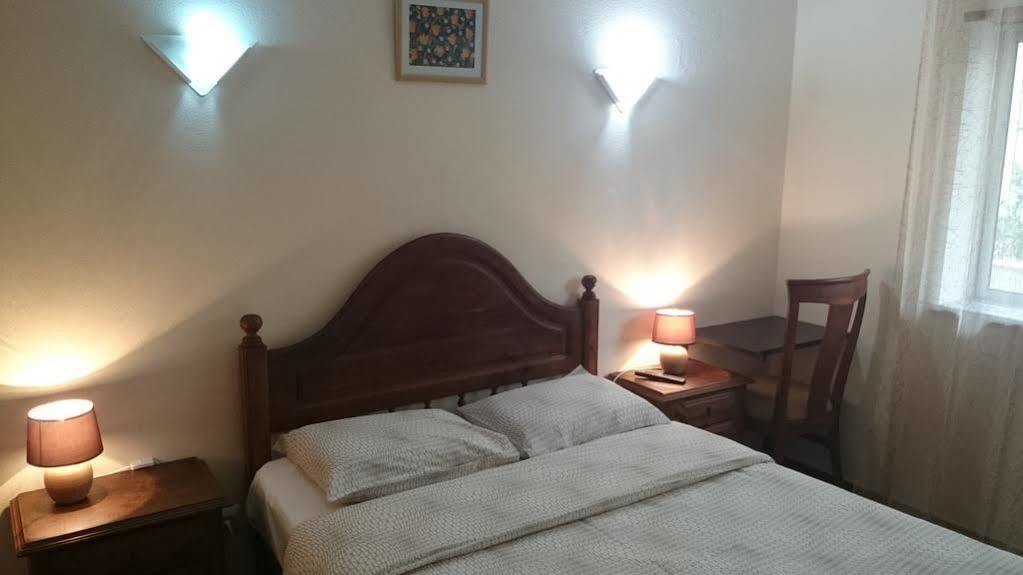 Residencial S. Giao Hotel Valenca Bagian luar foto